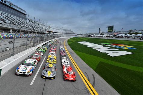 daytona 24 hours live timing.